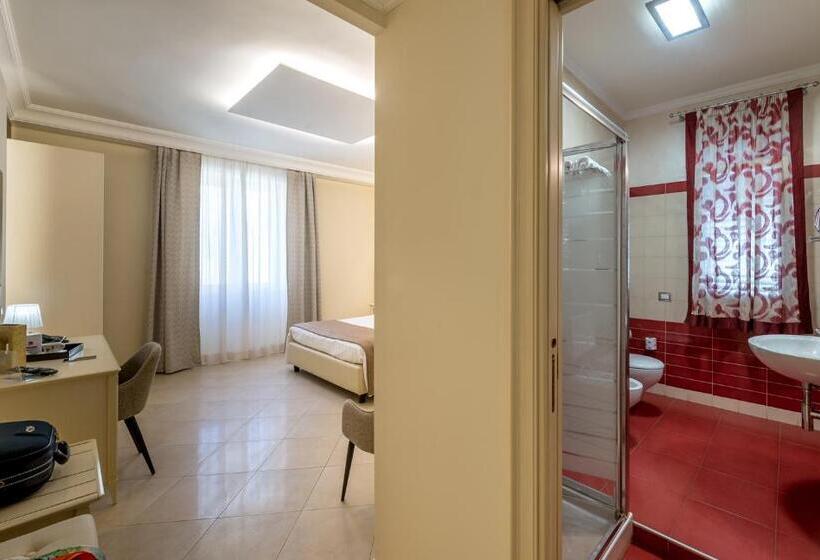 جناح جونيور, Vittorio Emanuele Boutique