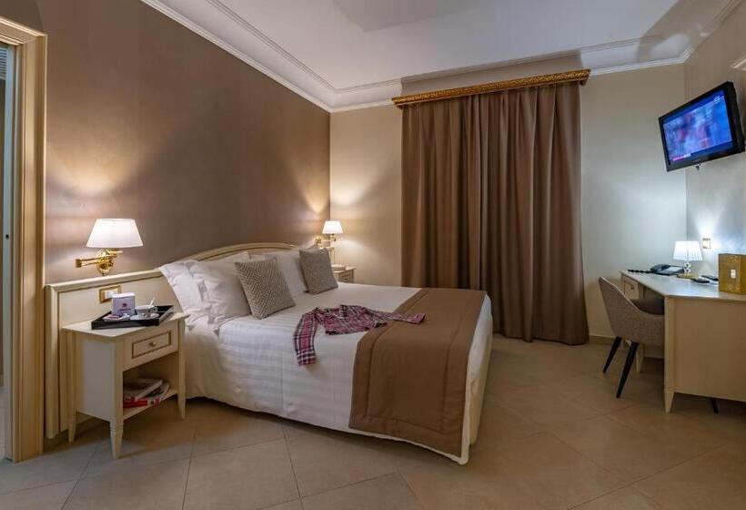 غرفة قياسية, Vittorio Emanuele Boutique