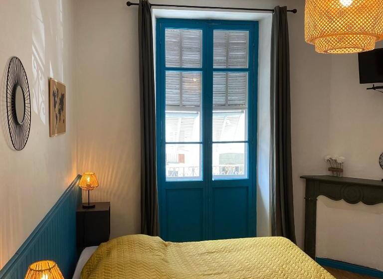 غرفة قياسية ثلاثية, Hôtel Fleur Des Alpes