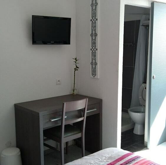 高级大房间, Mauguio Center