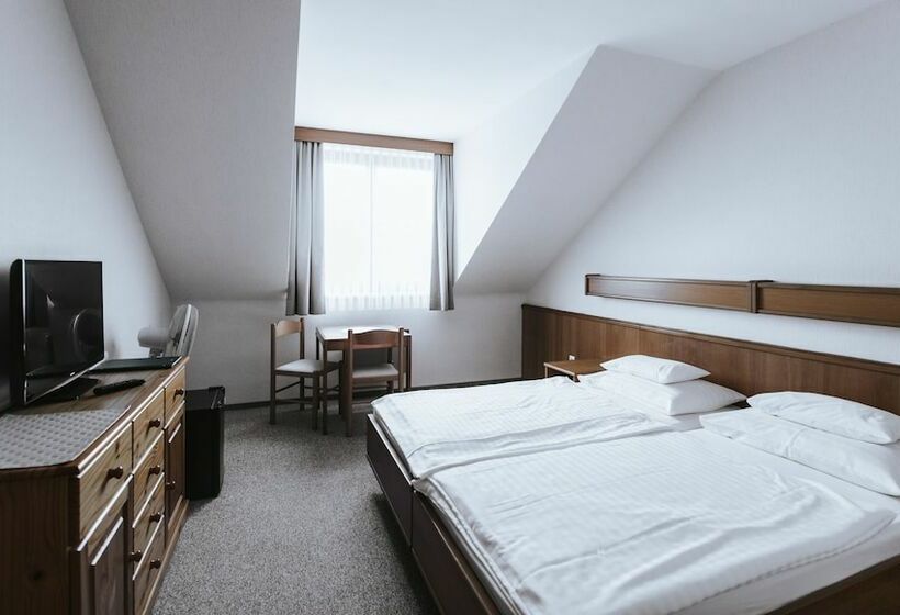 Номер Стандарт, Mörbischerhof