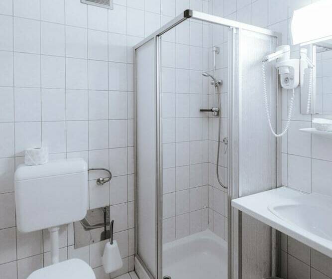 Номер Стандарт, Mörbischerhof