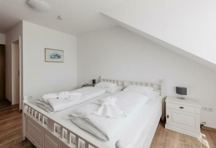 Номер Стандарт, Mörbischerhof