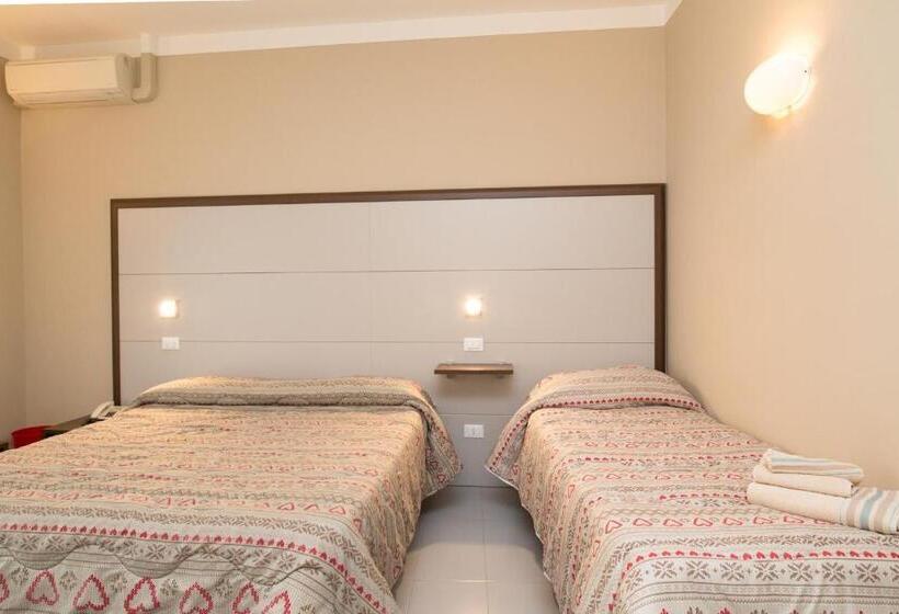 Четырехместный Номер Стандарт, Olimpia