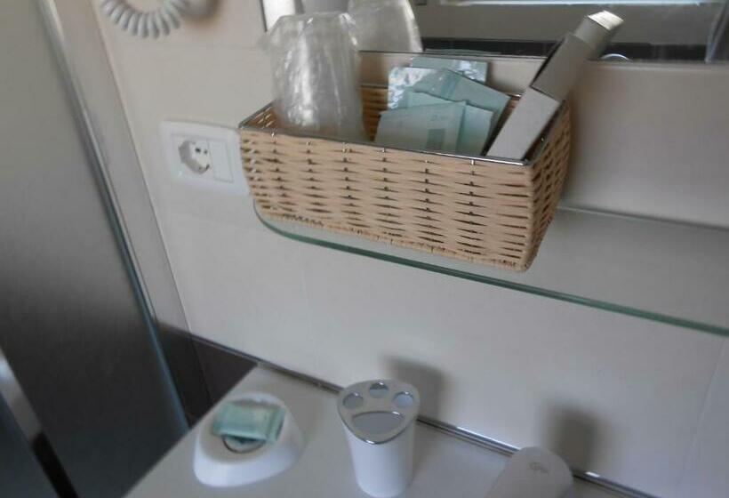 スタンダードルーム, Pensione La Scogliera