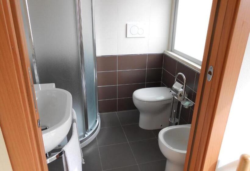 スタンダードシングルルーム, Pensione La Scogliera