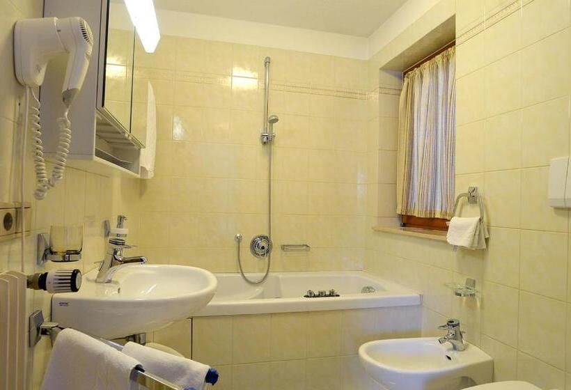 דירת חדר, Residence Vajolet San Cassiano