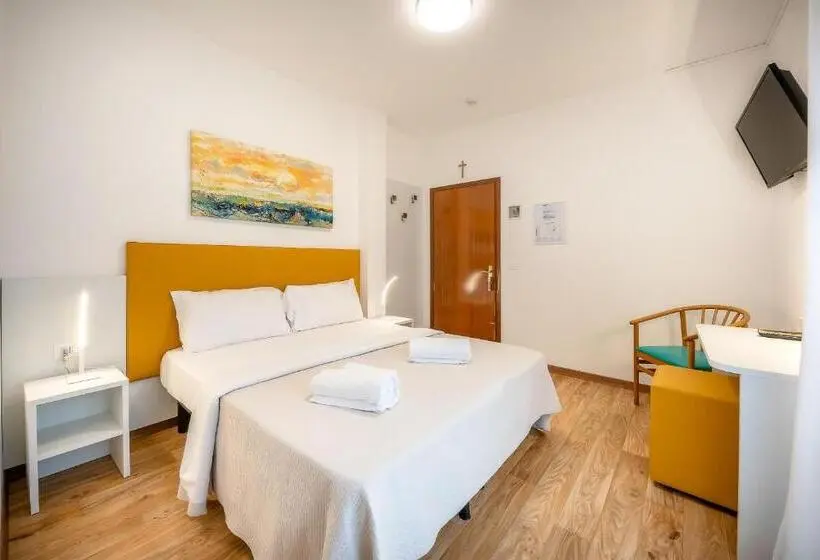 Standardzimmer, Royal Garnì