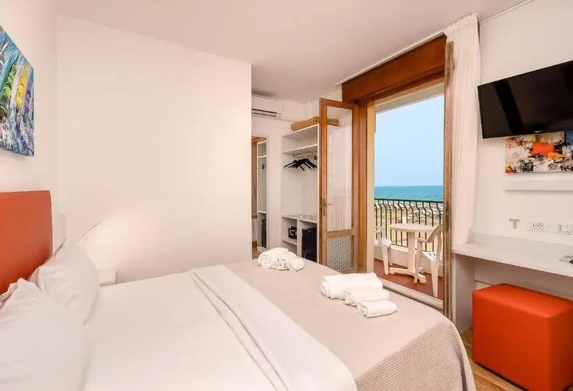 Standardzimmer mit Meerblick & Balkon, Royal Garnì