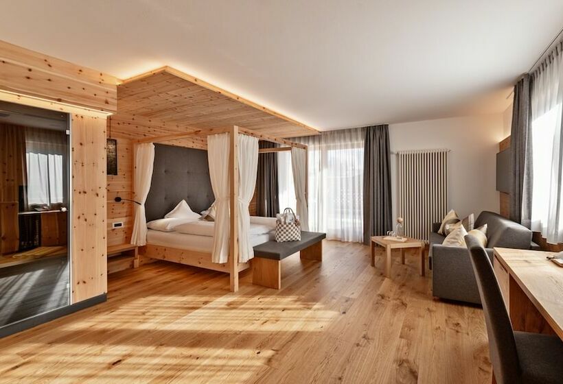 Полулюкс, Sun