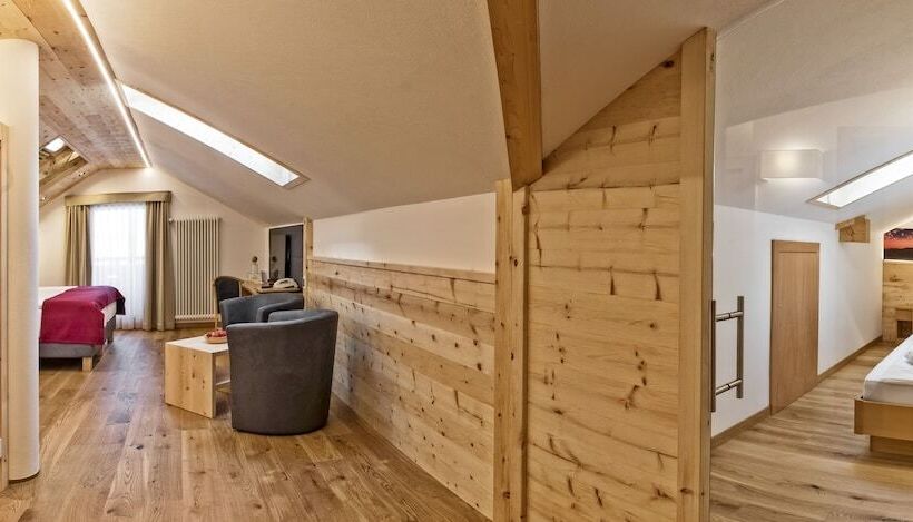 Полулюкс, Sun