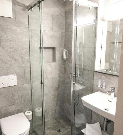 Familie Værelse, B&b River Inn