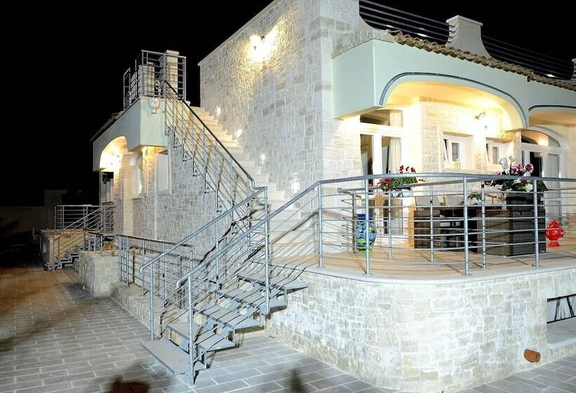 Номер бизнес-класса, Casale Porto Contessa