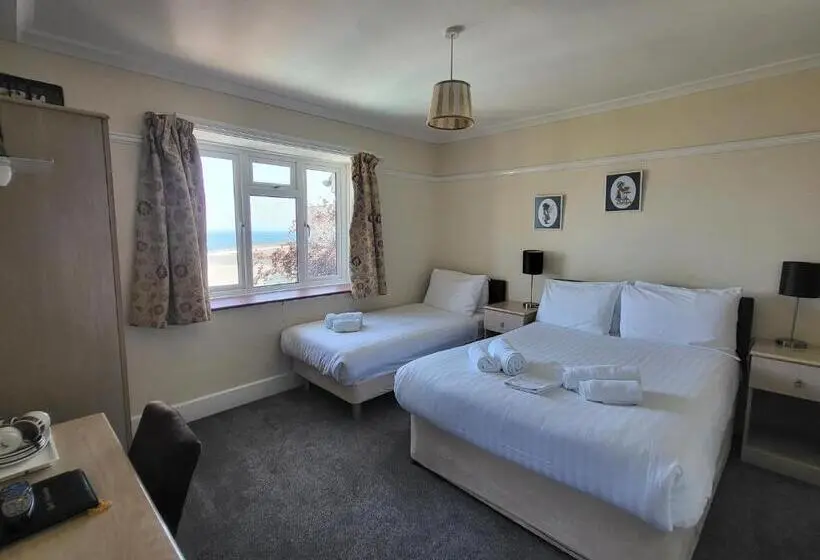 Triple Room Sea View, Eastmount Hall