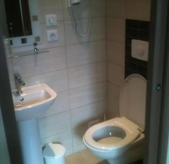 Comfort-huone, Le Central By Santat !