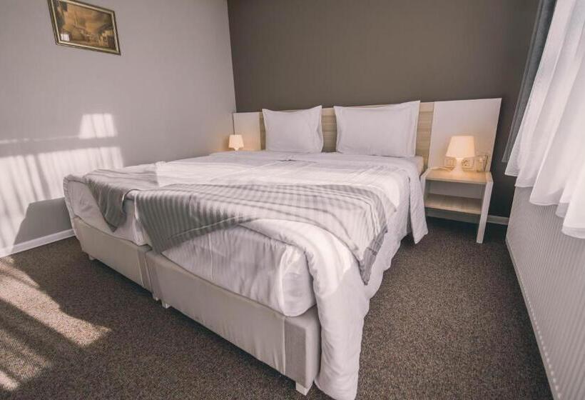 اتاق استاندارد با چشمانداز, Nova Bentbaša