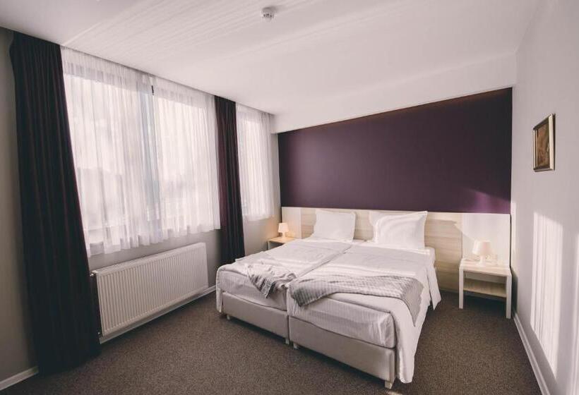 اتاق استاندارد با چشمانداز, Nova Bentbaša