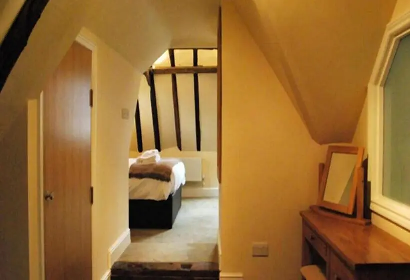 Mini Suite, The North Hill