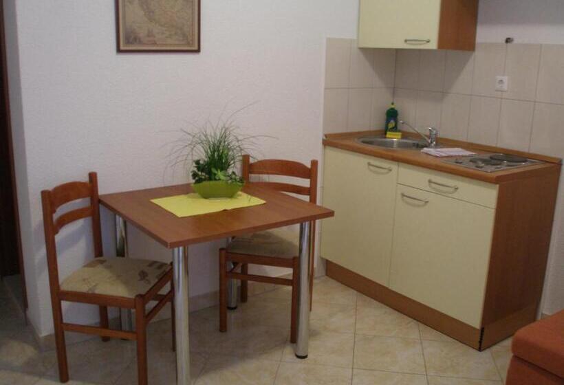 발코니가 있는 바다전망 스탠다드 스튜디오, B&b Chamberlain