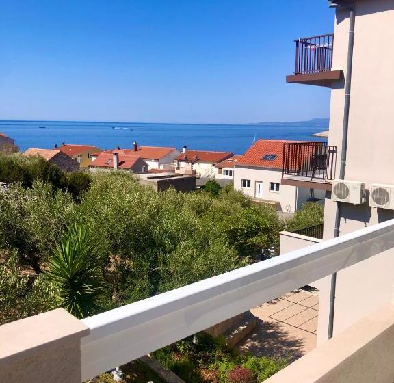 디럭스 테라스 룸 바다 전망, B&b Chamberlain