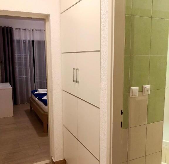 Comfort studio with sea view, B&b Chamberlain