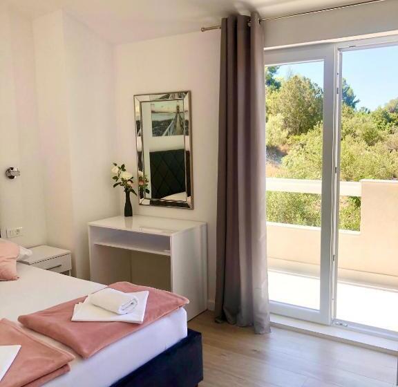 디럭스 테라스 룸 바다 전망, B&b Chamberlain