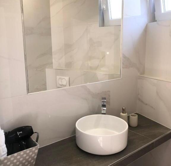 디럭스 테라스 룸 바다 전망, B&b Chamberlain