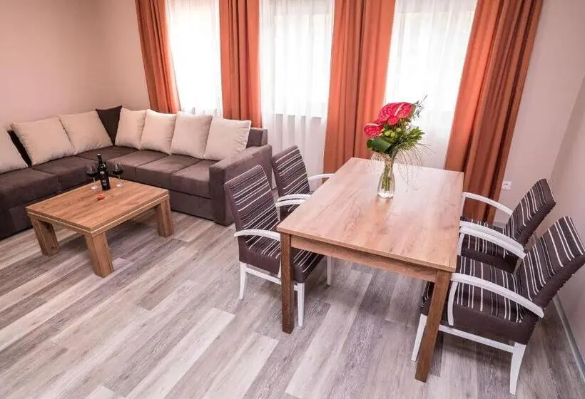 Huoneisto 1 Makuuhuone, B&b Villa Angy