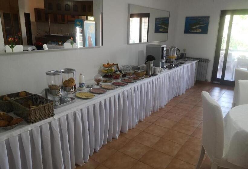 آپارتمان 2 خوابه با چشم‌انداز دریا, Breakfast & Bed Anita