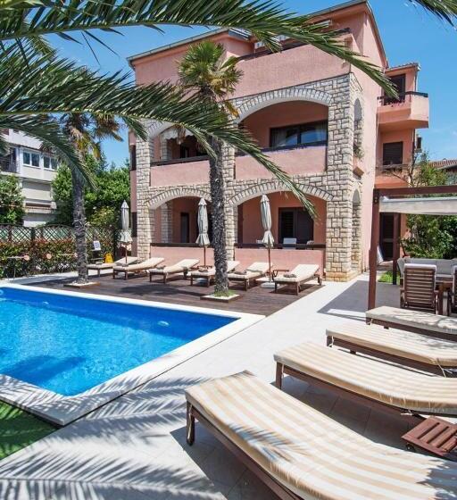 اتاق استاندارد چهار تخته, Breakfast & Bed Anita