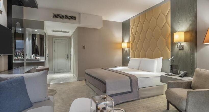 سوییت خانوادگی, Elexus Hotel Resort & Spa & Casino