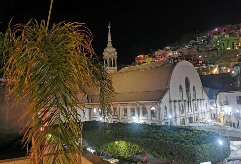 آپارتمان 3 خوابه, San Carlo