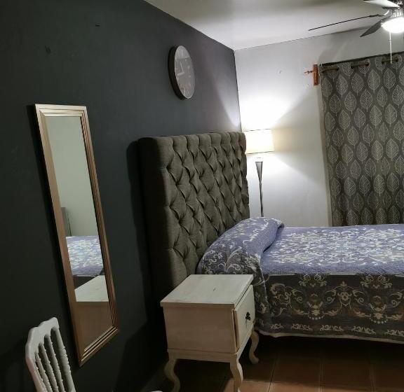 اتاق استاندارد, San Carlo