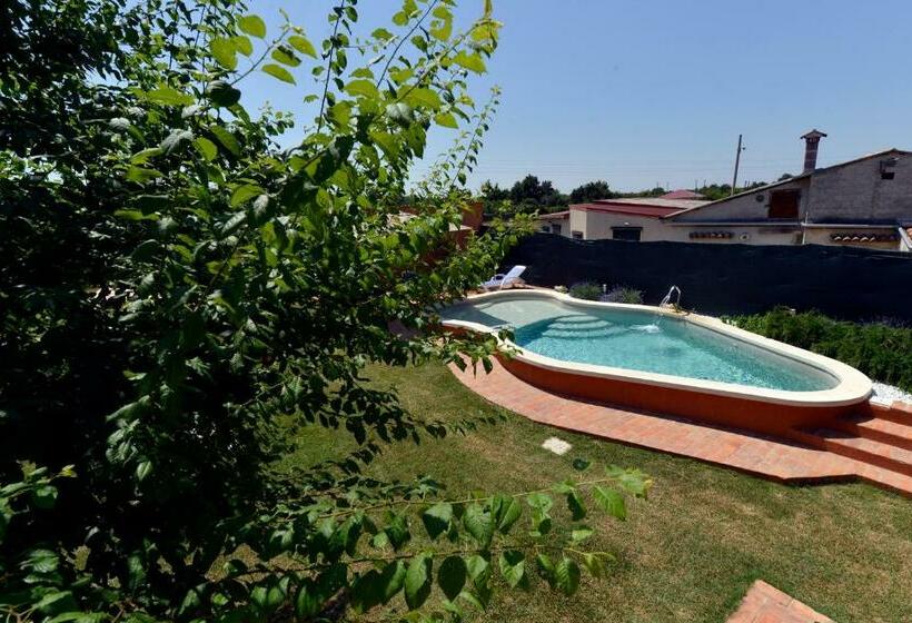 标准间带阳台, Bed And Breakfast Casa Rustica