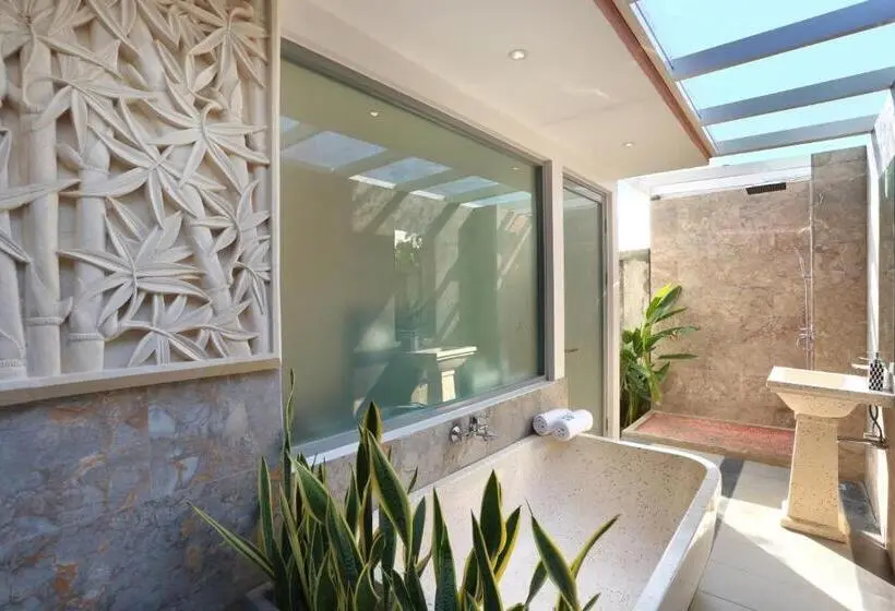 سوییت با استخر, Echo Beach Designer Apartment