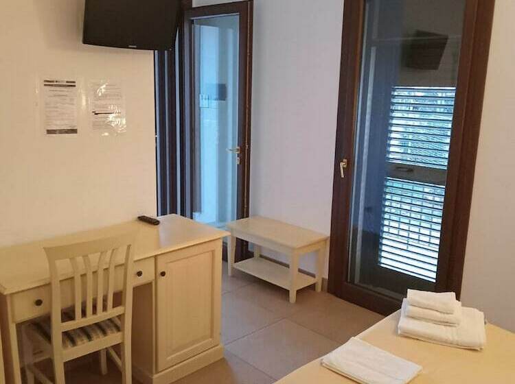 スタンダードトリプルルーム, Agriturismo Il Trappeto
