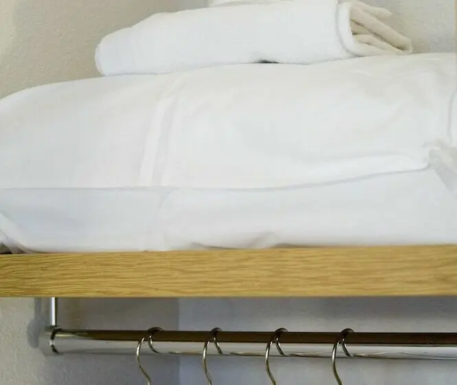 スタンダードルーム, B&b Hotel Morlaix