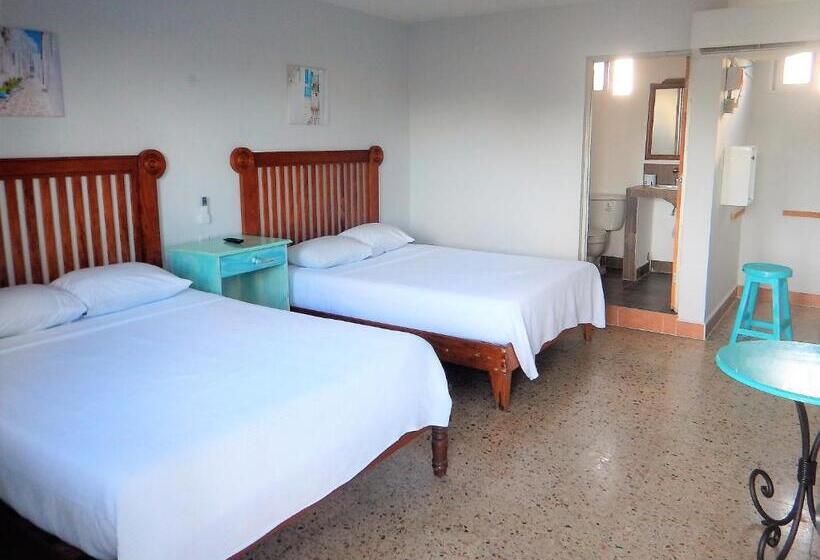 标准间, Blue Coconut Cancun