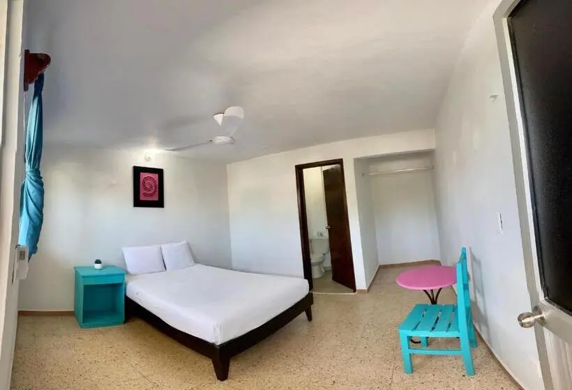 Economy Room