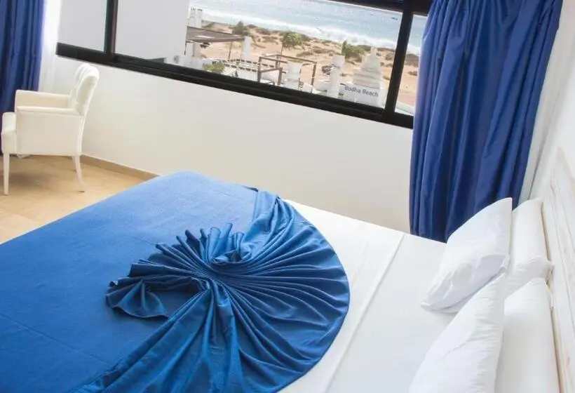 اتاق استاندارد با چشمانداز دریا, Livvo Budha Beach