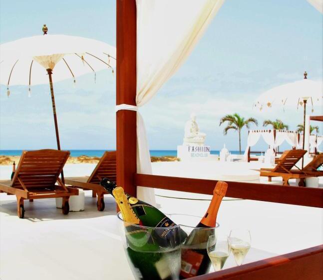 اتاق استاندارد با چشم‌انداز دریا, Livvo Budha Beach
