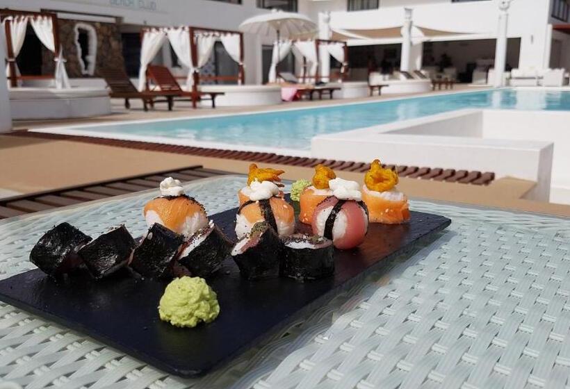 Tengerre Néző Standard Szoba, Livvo Budha Beach