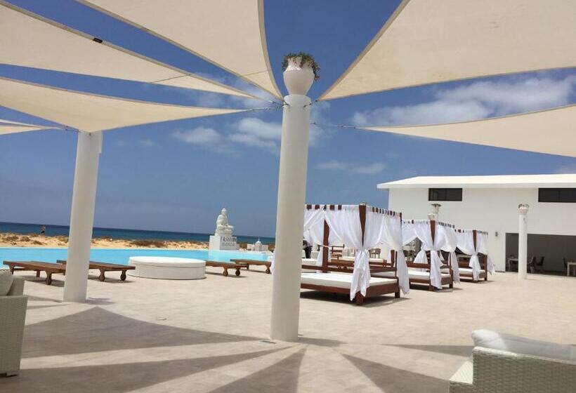 سوییت, Livvo Budha Beach