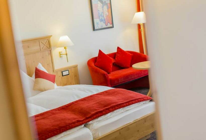 חדר סופריור יחיד, Täscherhof