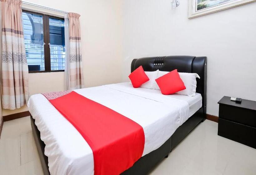 Номер Стандарт, OYO 714 Arina 