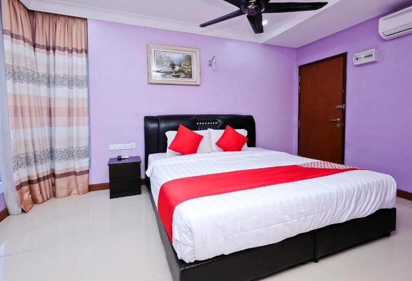 Номер Deluxe Кровать Кинг, OYO 714 Arina 