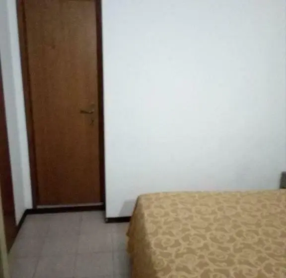 Standard-huone, Torre