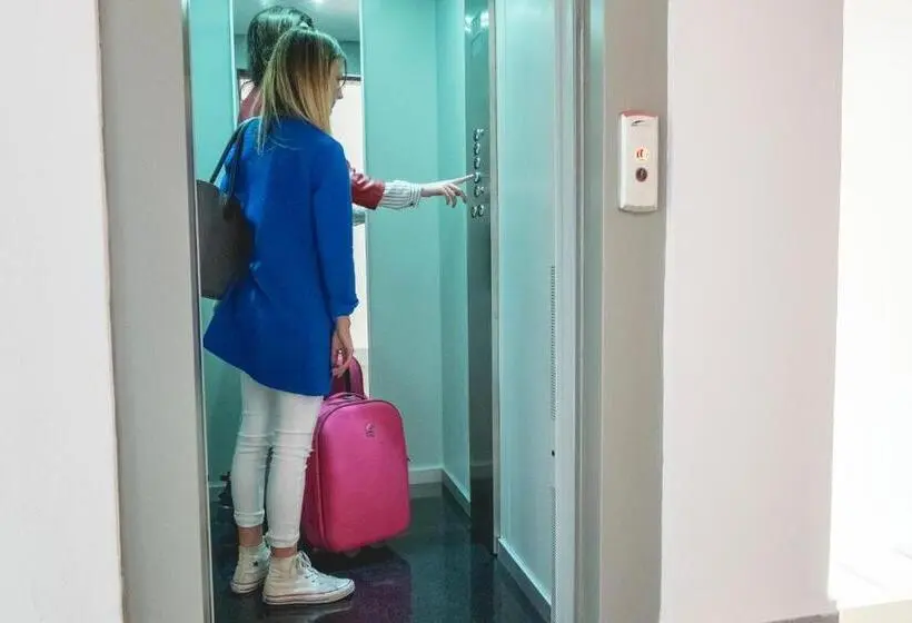 اتاق استاندارد با بالکن, Guest House Roma Express