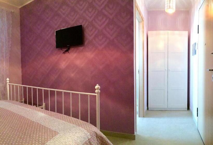 اتاق استاندارد با بالکن, Guest House Roma Express