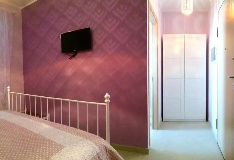 اتاق استاندارد با بالکن, Guest House Roma Express